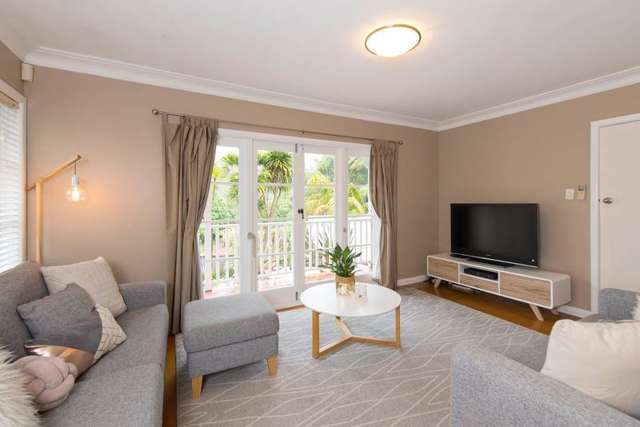 94 Woodlands Park Road Titirangi_3