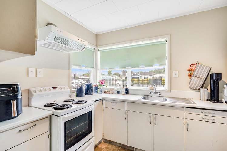 220a Peachgrove Road Claudelands_1