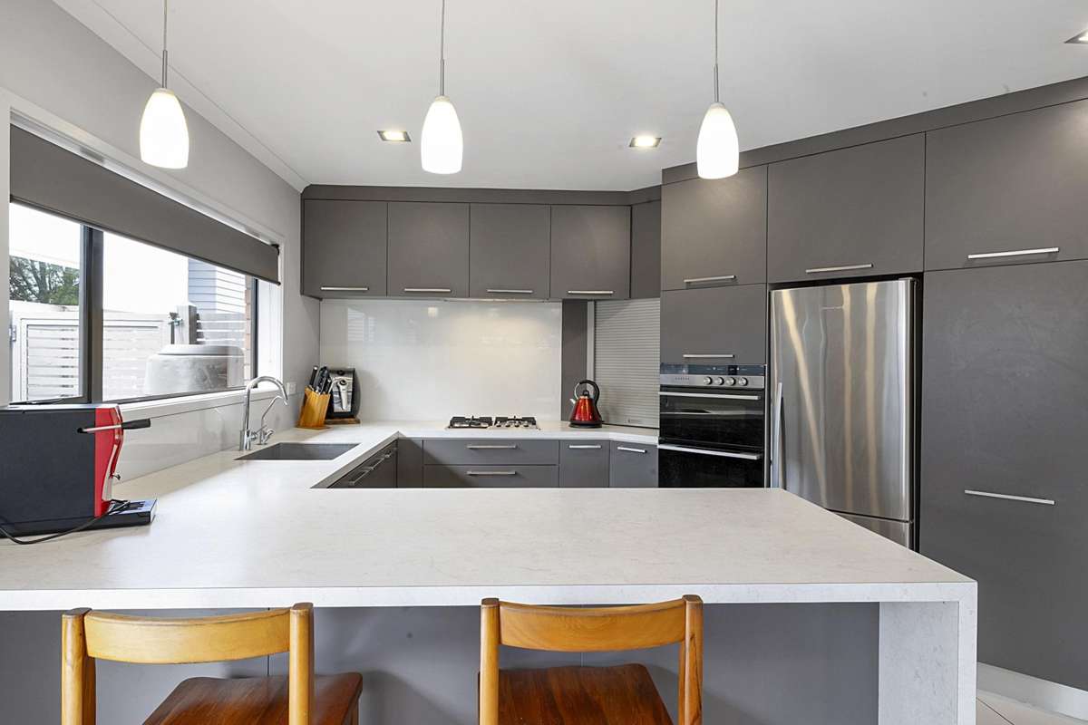 11B Montrose Place_2