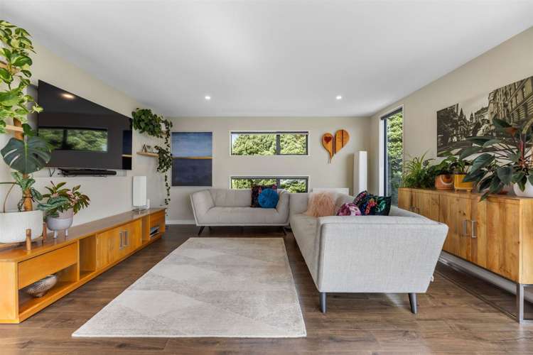 5 Tideswell Lane Huntsbury_5