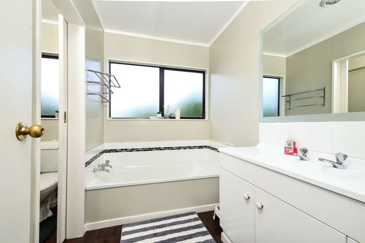 3 Balmoral Rise Chartwell_11