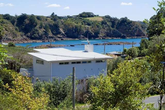 91 Coromandel Road Oneroa_1