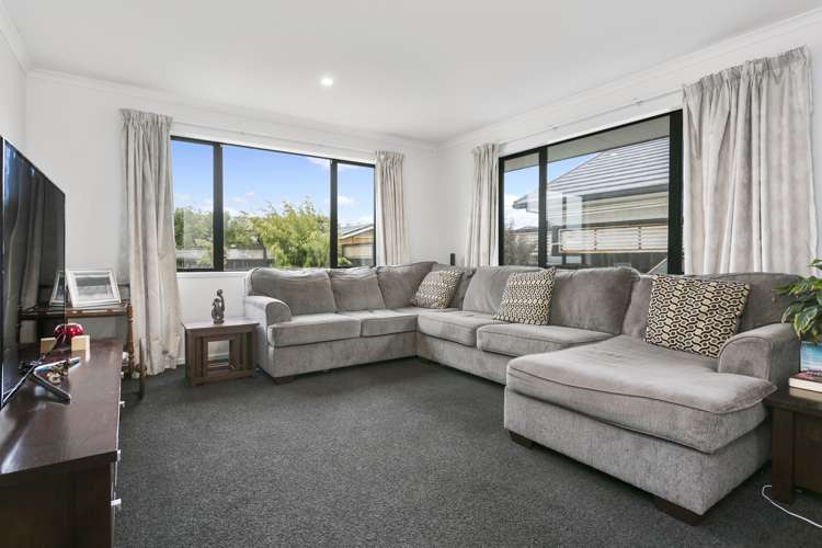 32 Pengover Avenue Leamington_6