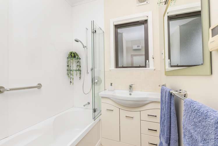 25 Homebush Road Khandallah_11