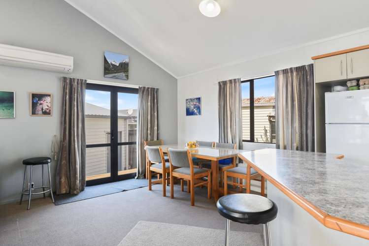 1A Caledonia Road_5