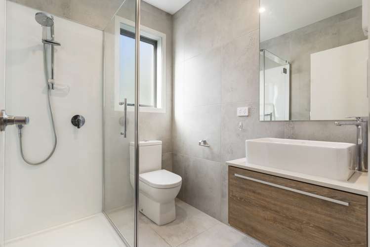 15a Marine Garden Crescent Beachlands_19