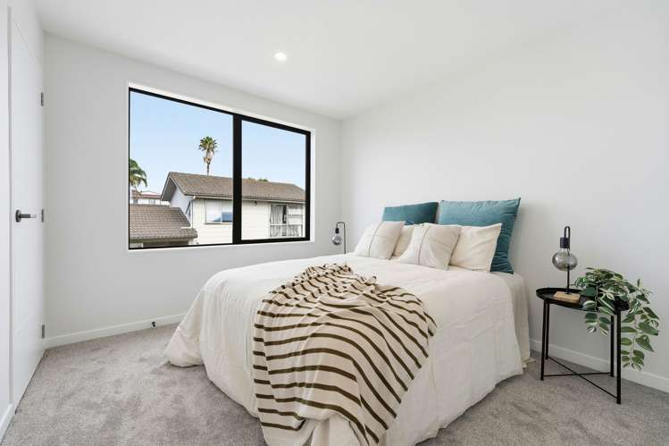 1-4/6 Allington Road Massey_13