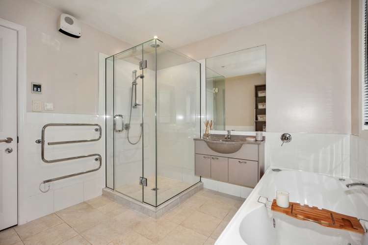 2 Palamino Place Woolston_9