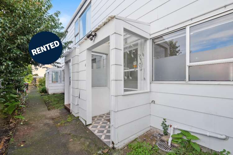 4/19 Harwood Road_0