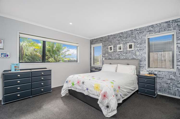 28 Motukorure Parade Cooks Beach_16