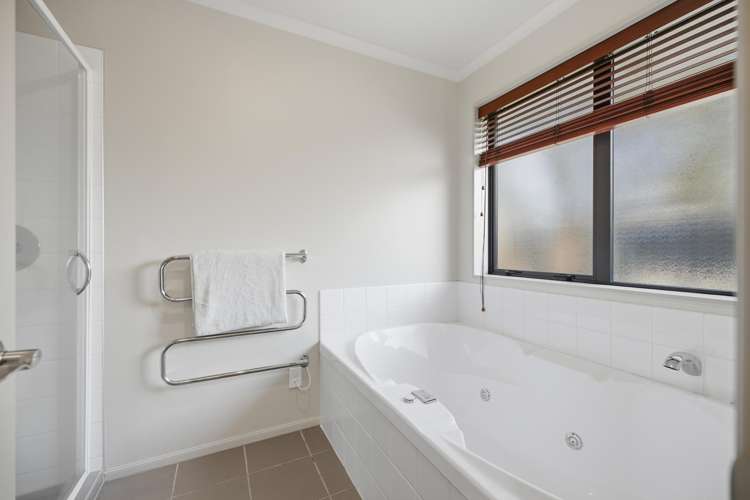 1 Caroline Way Northwood_15