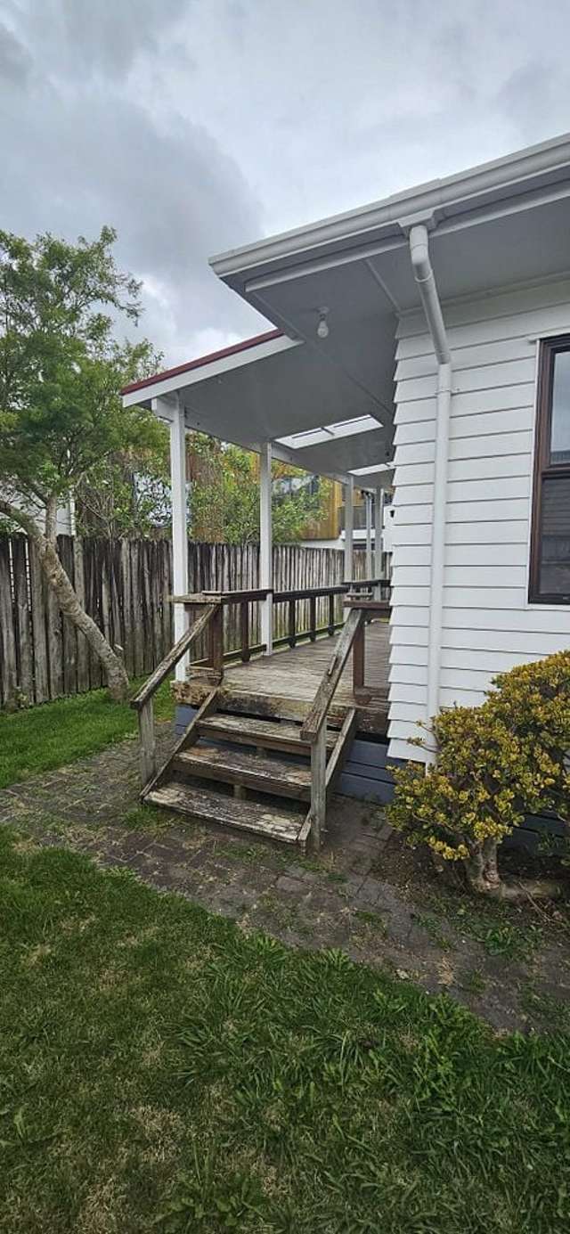 Family home 3-4 bedroom ready to move in