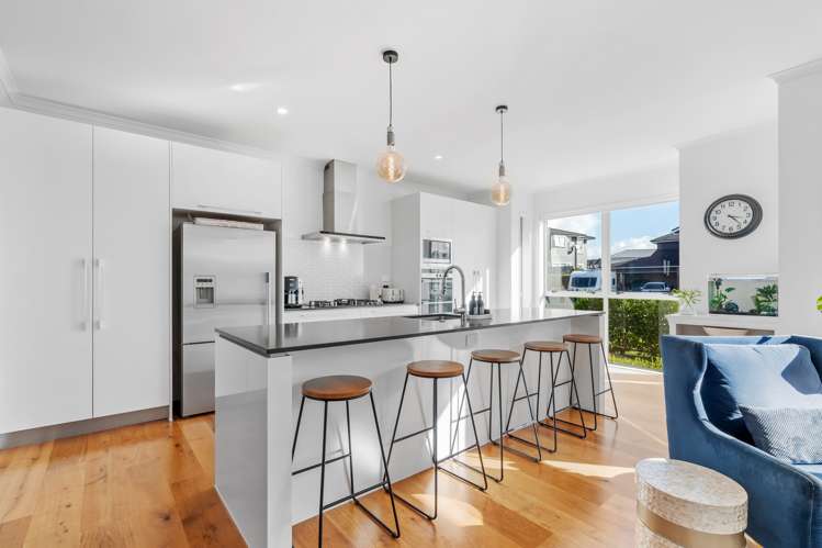 9 Symes Drive Red Beach_5