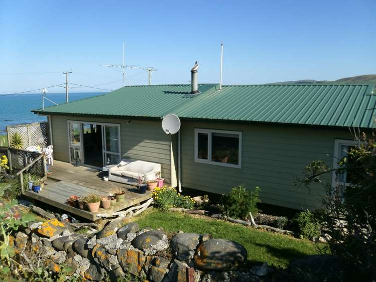 30 Esplanade Kaka Point_15