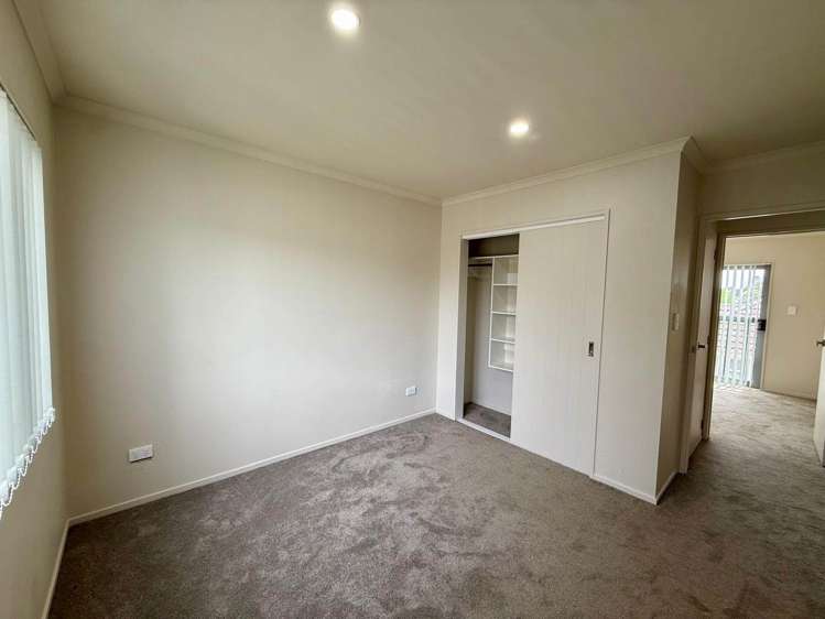 2/55 Swaffield Road Papatoetoe_6