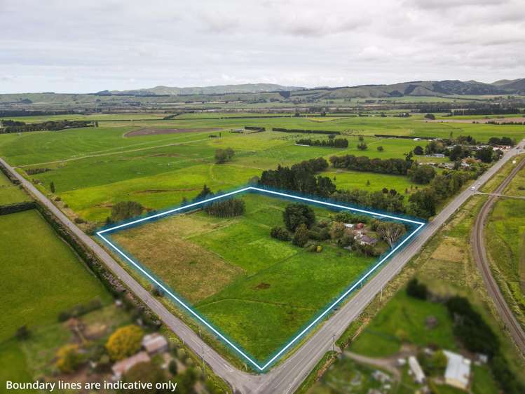 657 Domett Road Domett_22