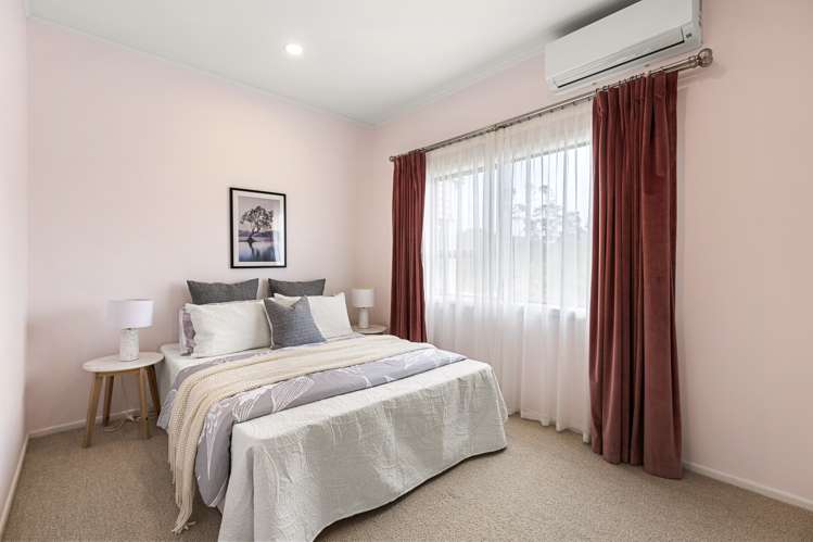 1042 Great North Road Point Chevalier_16