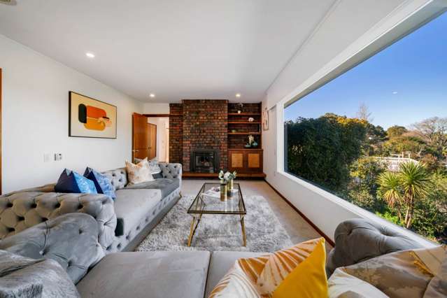 Elevated, Freehold, Rangi Zone!