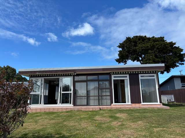 27 Ealing Crescent Beachlands_2
