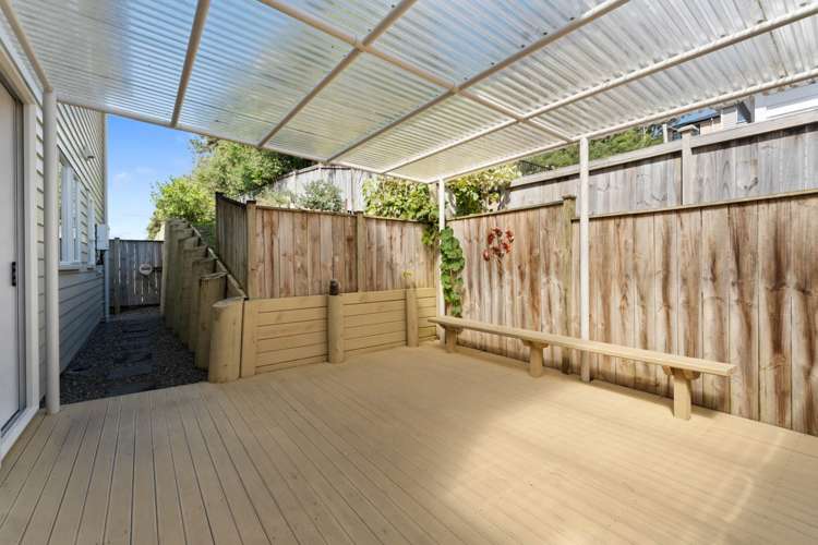 35 Mackay Drive Greenhithe_18