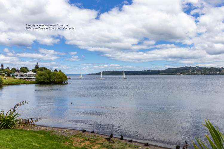 1/300 Lake Terrace Taupo_16
