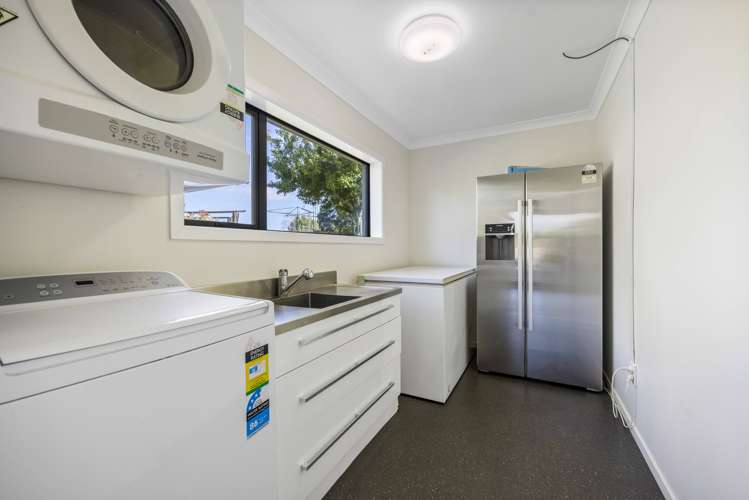 831 Runciman Road Runciman_15