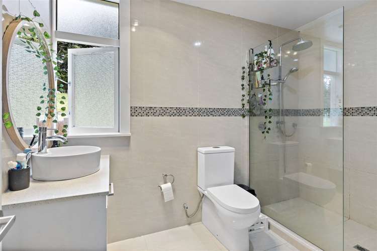 301 South Road Mauriceville_16