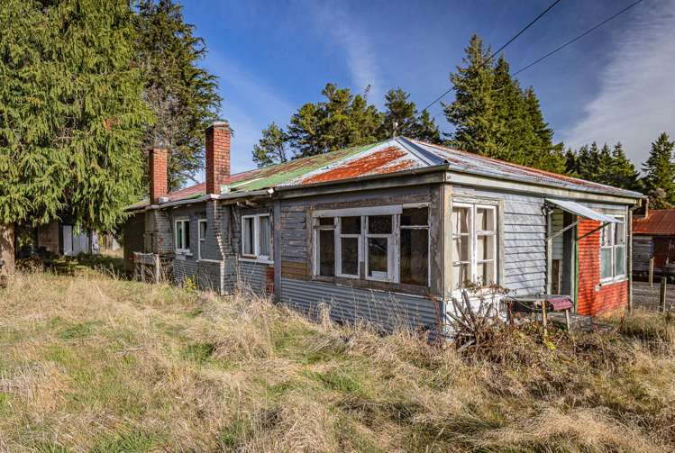 108 and 110 Matapuna Road_0