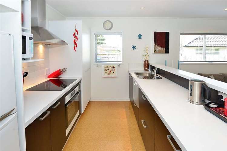 48 Doment Crescent Orewa_8