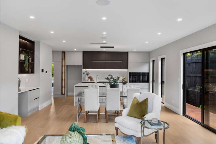 41 Surf View Crescent Red Beach_1