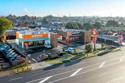 Restaurant neighbours in Papatoetoe