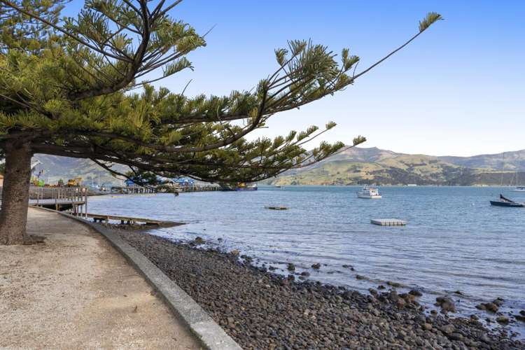 59 Beach Road Akaroa_5