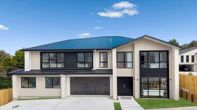 Reserve Side Living Close to Everything