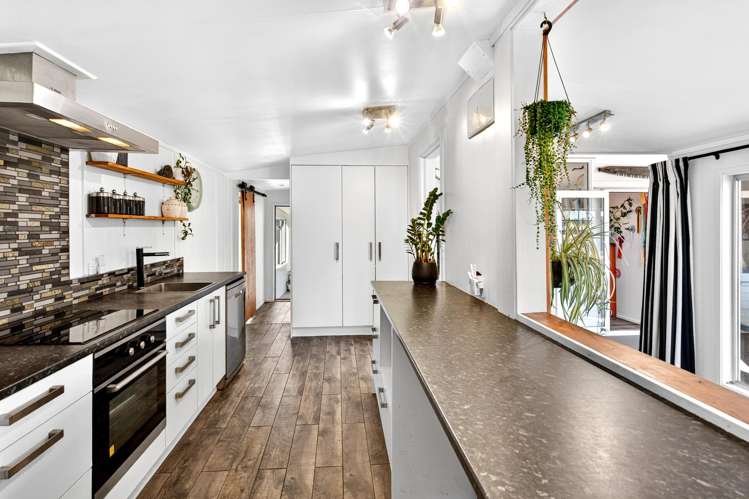 289 Clifton Road Te Awanga_6