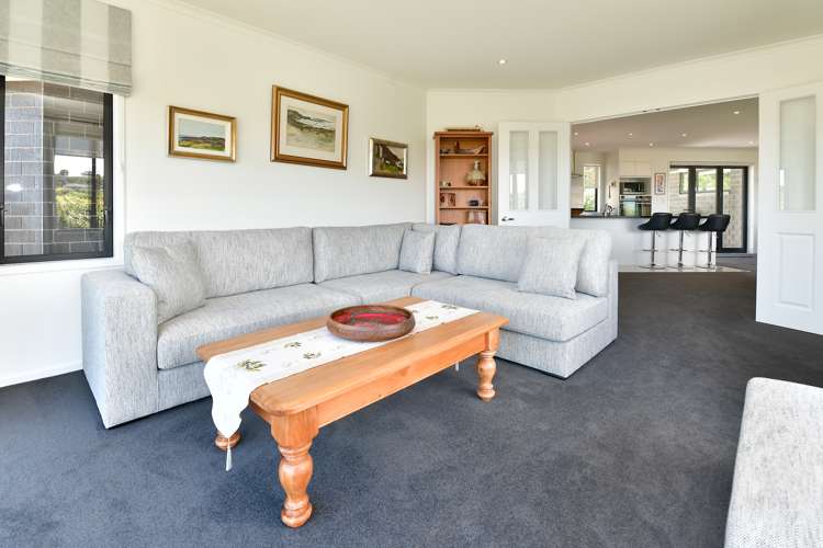 32 Grovenor Drive Orewa_21