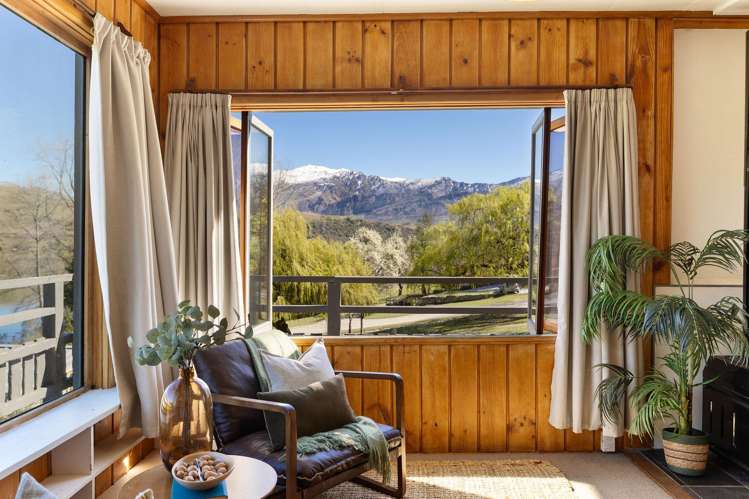 57 Arrowtown-Lake Hayes Road Lake Hayes_17