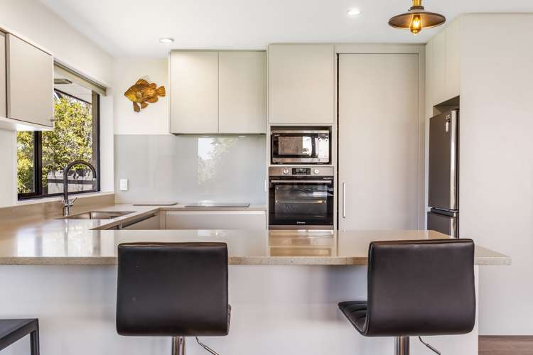 10 Hillside Terrace_4