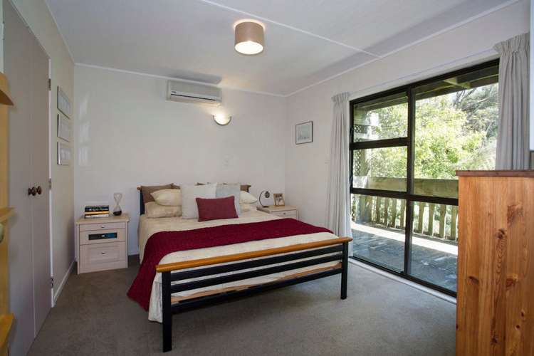 50 Woodfern Crescent Titirangi_15