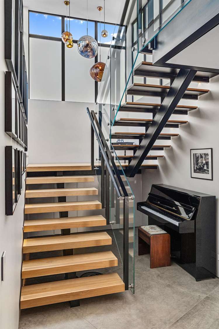 7 Helmores Lane Merivale_17