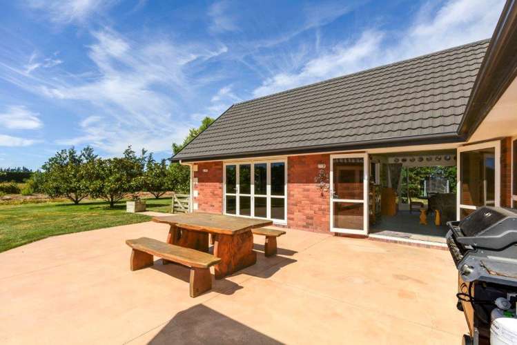 247 The Lake Road Leeston_12