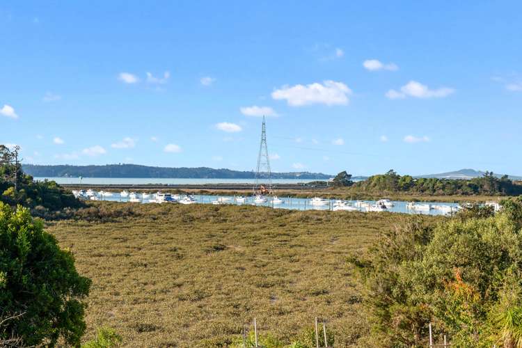 100 Tiroroa Avenue Te Atatu South_2