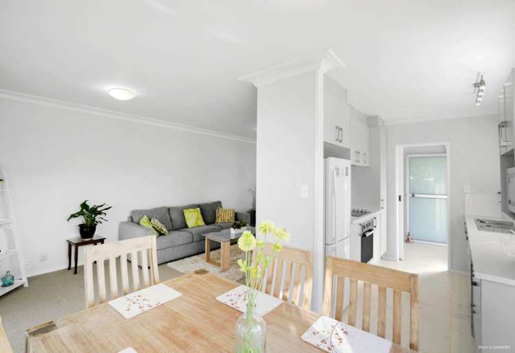 12 Stanniland Street Sunnyhills_7