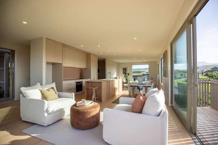 25 Ruruhi Street Raglan_11