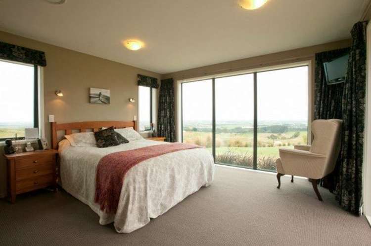 141a Poynter Road Winton Surrounds_10