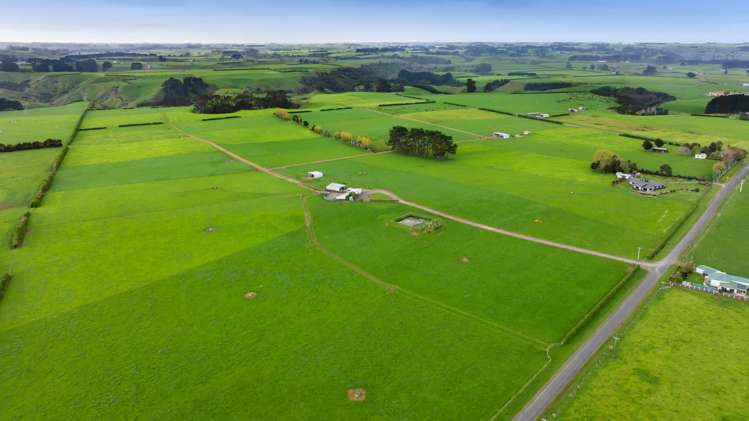 624 Meremere Road Hawera_1