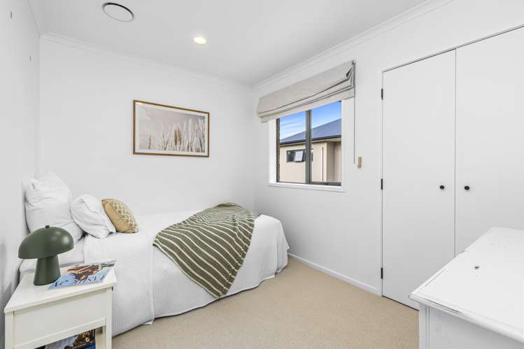 8 Roberta Crescent Orewa_19