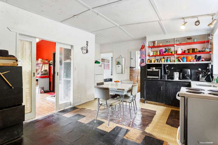 51 Te Toki Road Ostend_7