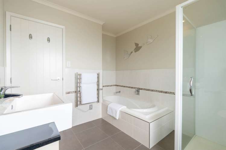 6 Huntington Park Drive Greenhithe_28