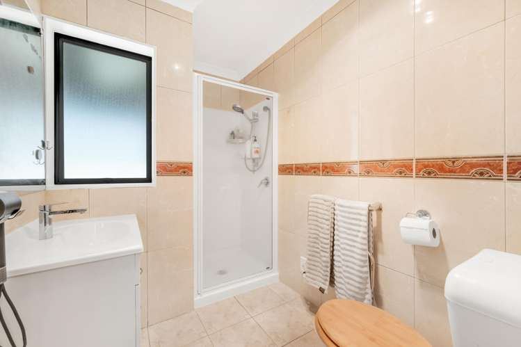 60 Saralee Drive Manurewa_17