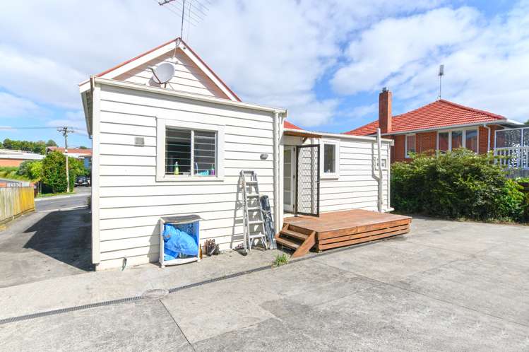 23a Whitmore Road Mount Roskill_12